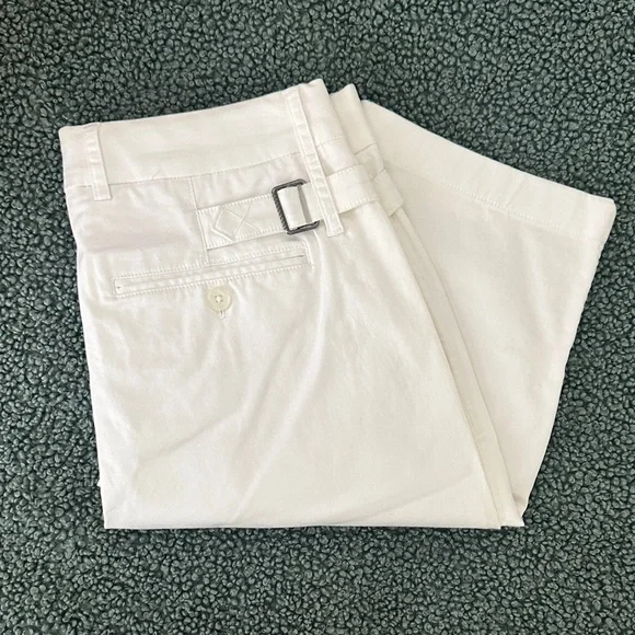 Vince Women's White Flat Front Dress Shorts - Picture 2 of 8